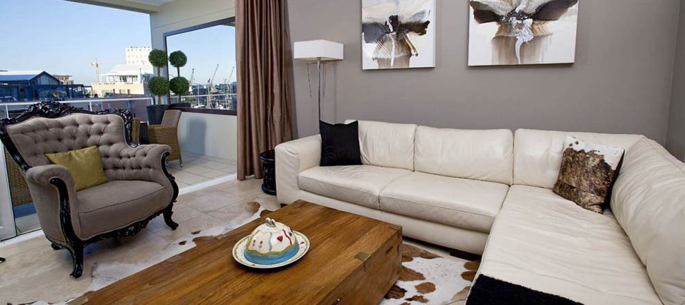 Waterfront Village Luxury Two Bdrm Living Rm - Image 6