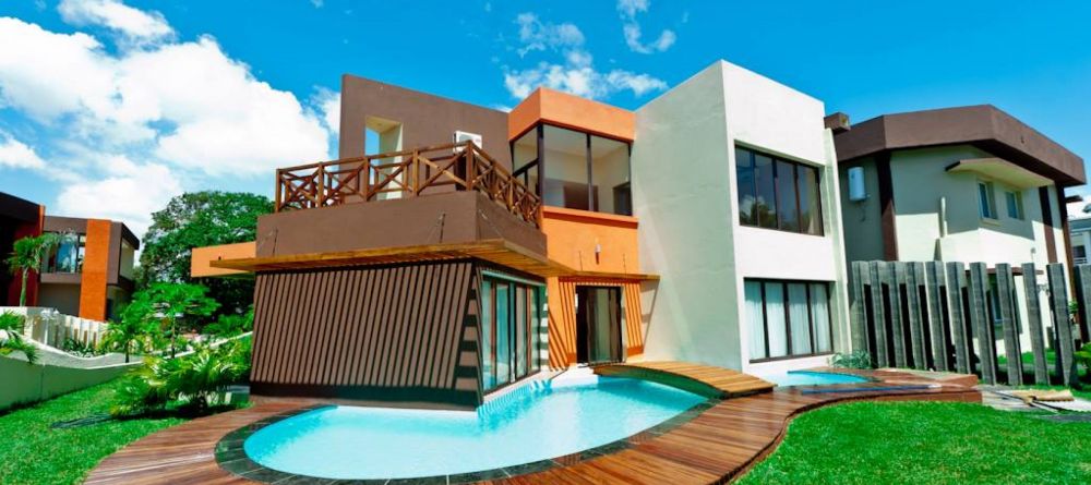 Palm Resort, Toamasina, Madagascar - Image 1