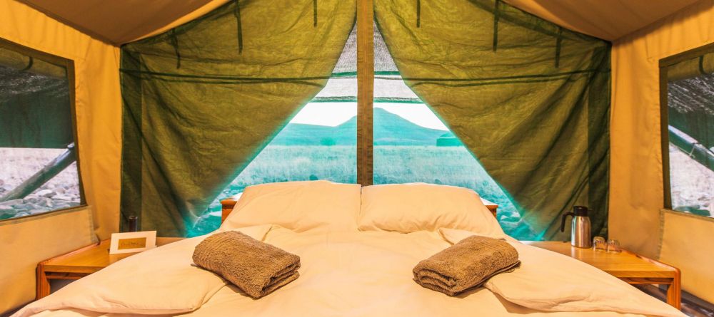 Etendeka Mountain Camp - Guest tent - Image 2