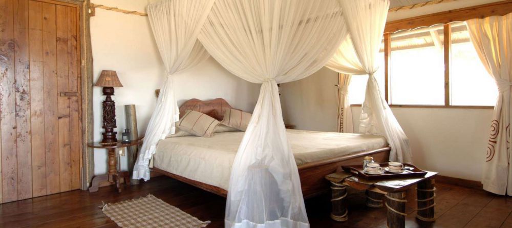 Saadani is the only wildlife sanctuary in Tanzania bordering the ocean. Key wildlife includes: hippos, crocodiles, lions, buffalo, elephant, giraffe, zebra, dolphins, Zanzibar galago, blue monkey, Yellow baboon, hyena, leopard and civet. Game viewing vari - Image 4