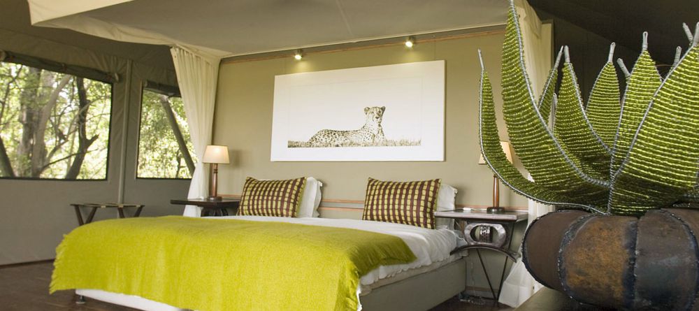 Tent interior - Image 18