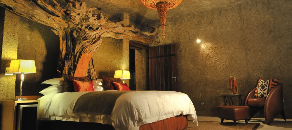 Amber Presidential Suite Bedroom - Image 22