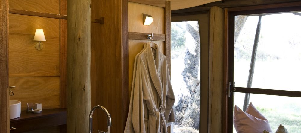 Bathroom at Xaranna Camp, Okavango Delta, Botswana (AndBeyond) - Image 3