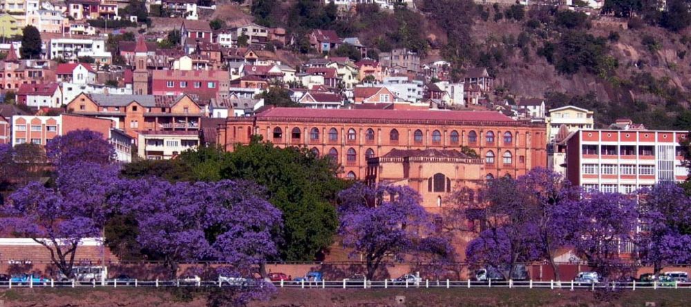 Antananarivo skyline - Image 7
