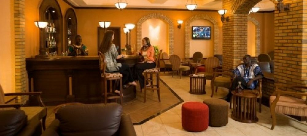 Bar area at Serena Lake Victoria Hotel - Image 4