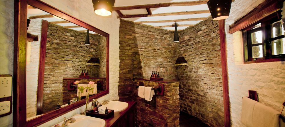 Bathroom at Kleins Camp, Serengeti National Park, Tanzania Â© AndBeyond - Image 10