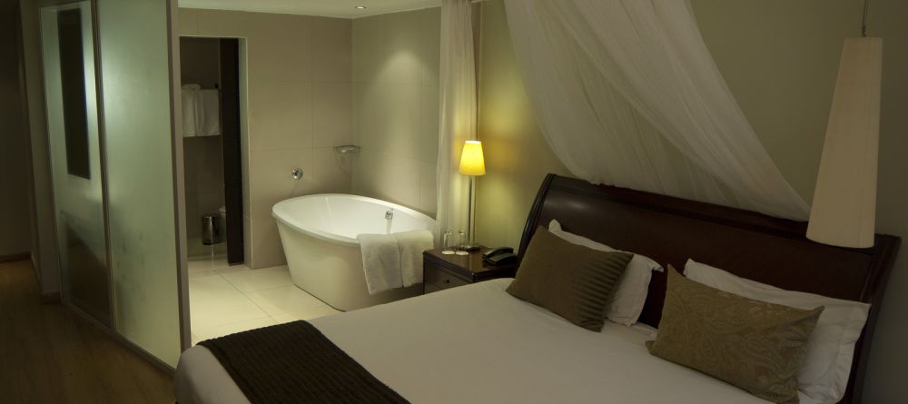 Bathroom at The Arusha Hotel, Arusha, Tanzania - Image 9