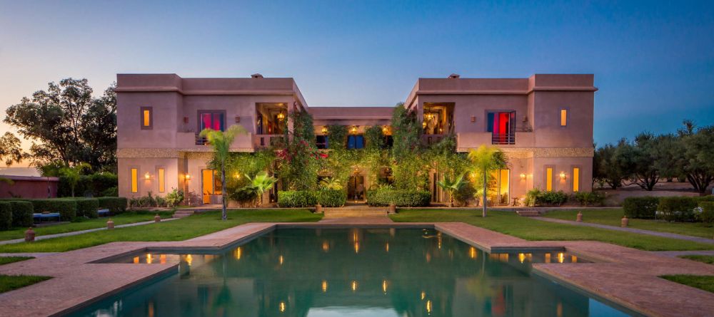 Capaldi hotel front - Image 6