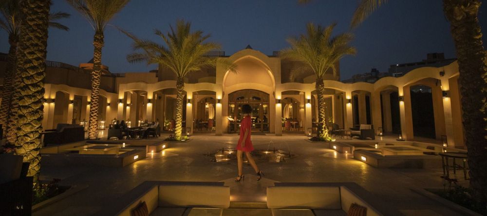 Center square - Image 6