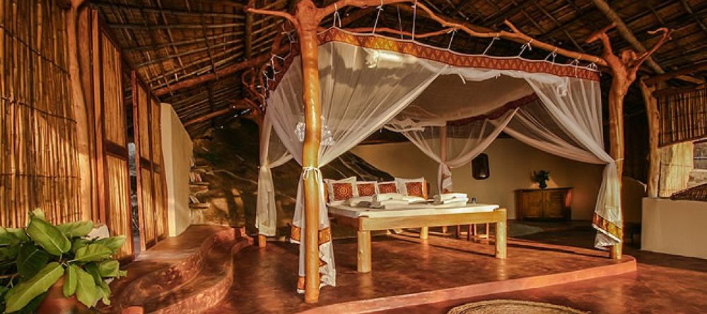 Nkwichi Lodge - Guest chalet - Image 4