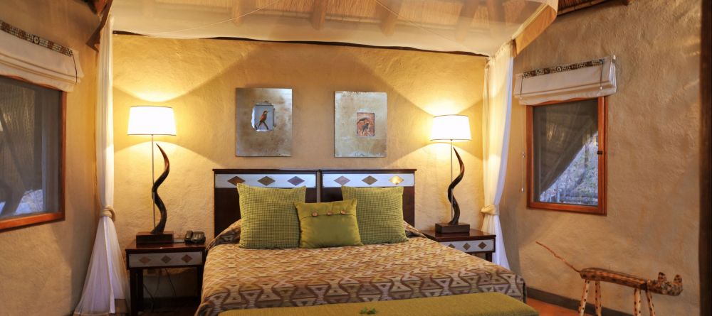 Lukimbi Safari Lodge - Guest Suite - Image 4