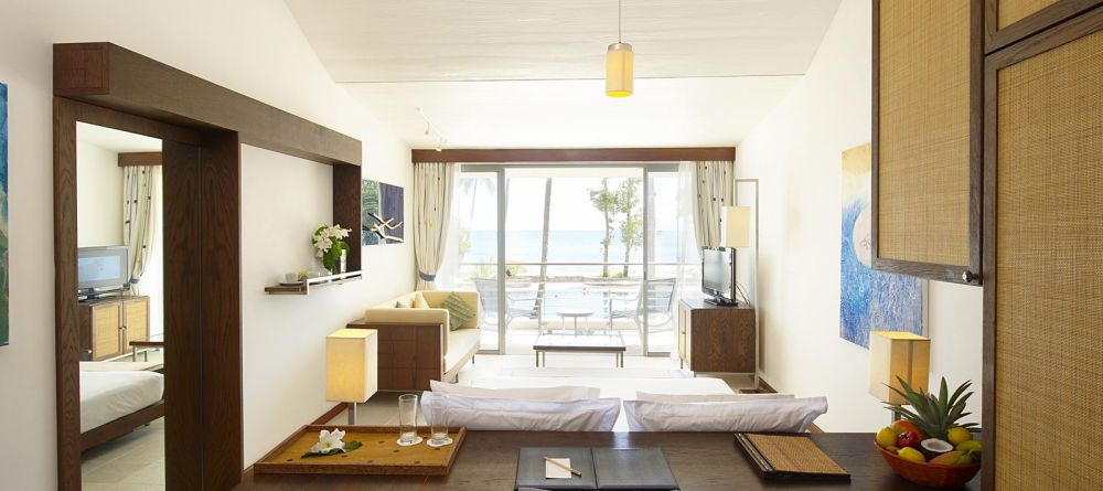 Deluxe room at Le Meridien Barbarons, Mahe, Seychelles - Image 1