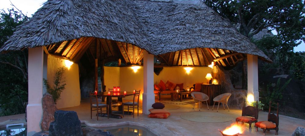The private indoor-outdoor lounge area at the Eagle Cottage at Sabuk Lodge, Laikipia, Kenya - Image 7
