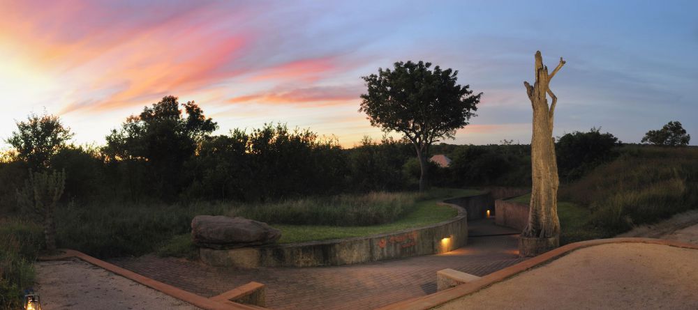 Lodge Entrance  - Image 11