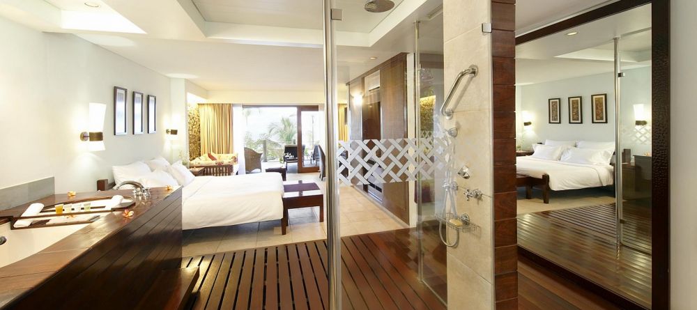 En-suite room layout at Le Meridien Fishermans Cove, Mahe, Seychelles - Image 14