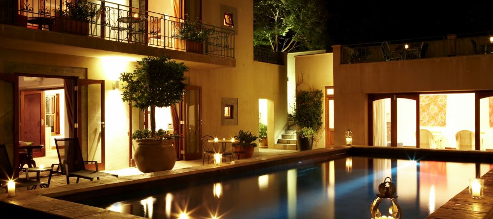 Le Quartier Francais, Four Quarters Courtyard - Image 11