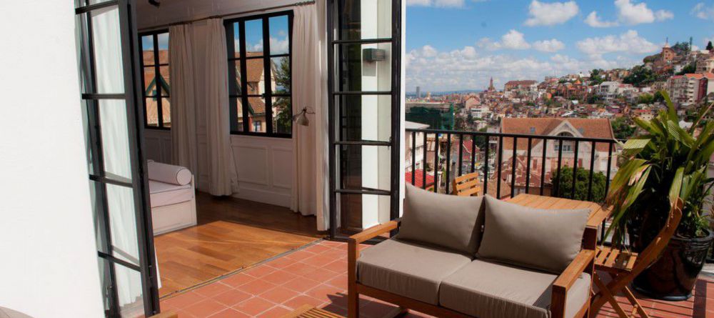 Grand Urban Hotel - Image 2