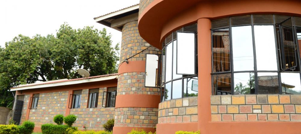 Grabo Country Dream Hotel exterior - Image 1