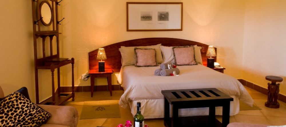 Zulu Nyala Heritage Safari Lodge guest room - Image 2