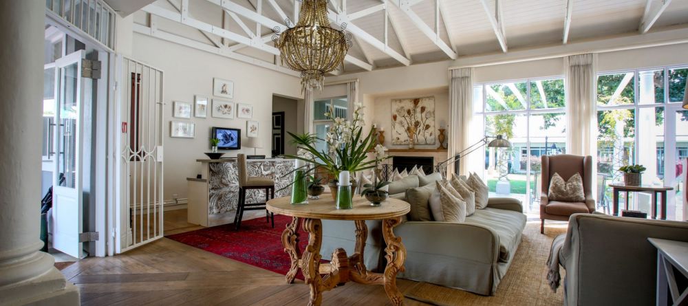 Highlands House interior - Image 1