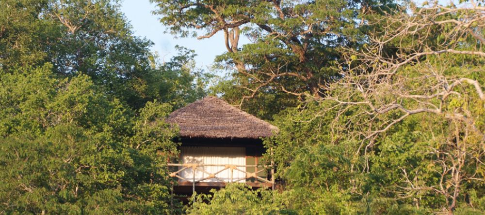 Honeymoon Banda exterior at Sable Mountain Lodge, Selous National Park, Tanzania - Image 4