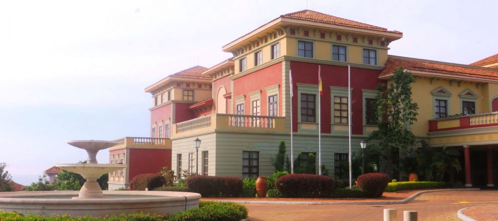 Serena Lake Victoria Hotel - Image 1