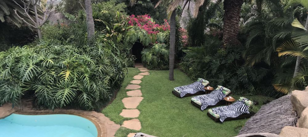 Ol Jogi view of the large pool - Image 4