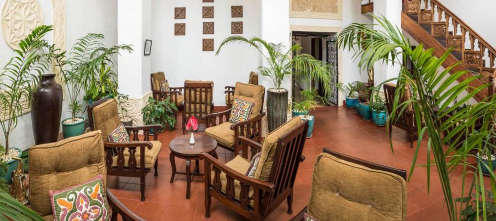 Main Lounge - Image 3