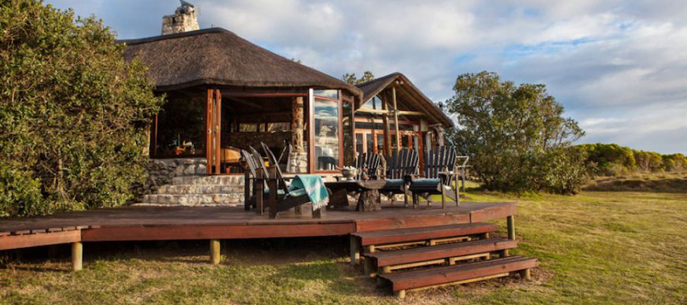 Lagoon Lodge - Image 2