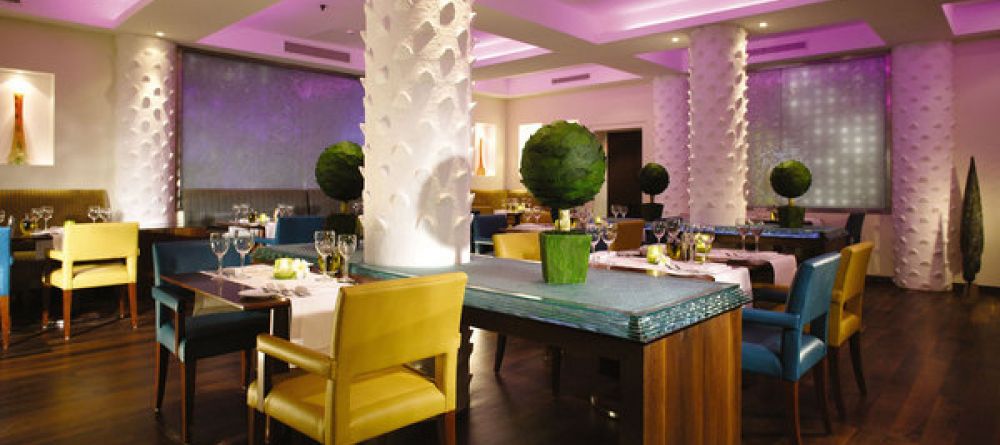 Serena Dar es Salaam Hotel - lounge area - Image 3