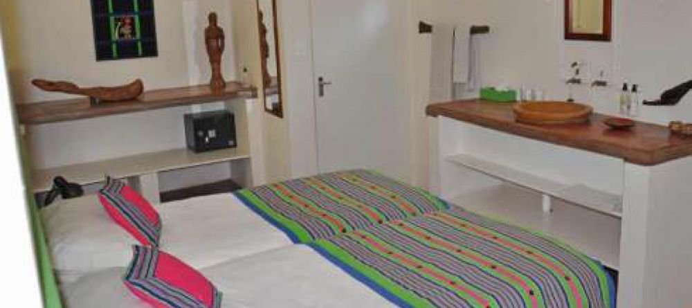 Guest Room - Image 3