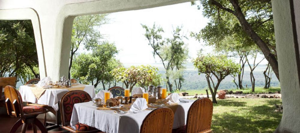 Breakfast with a view Lake Manyara Serena - Image 2