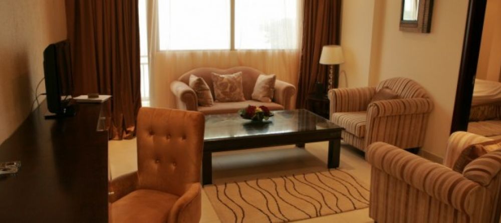 Mikhael's Hotel Royal Suite - Image 5