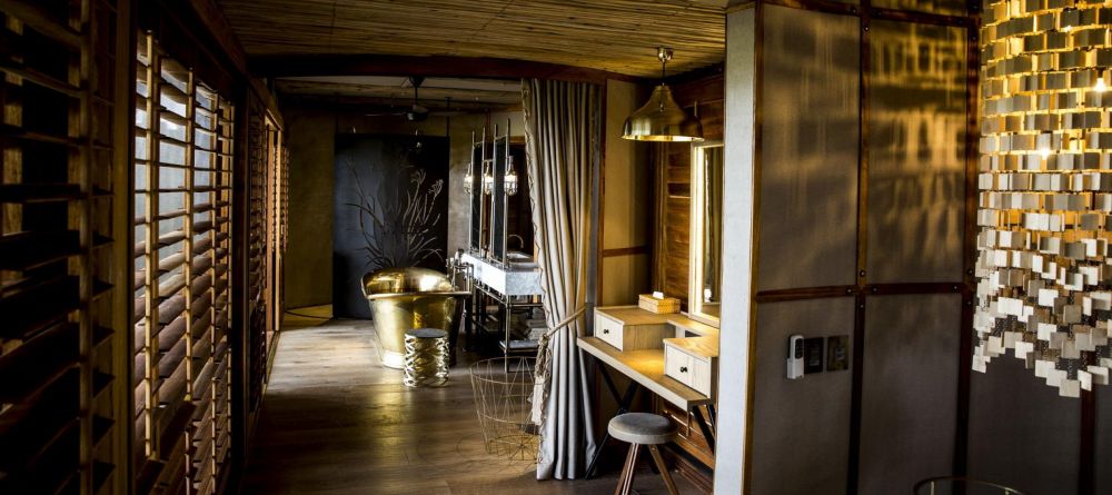 Mombo Camp, Moremi Game Reserve, Botswana - Image 5