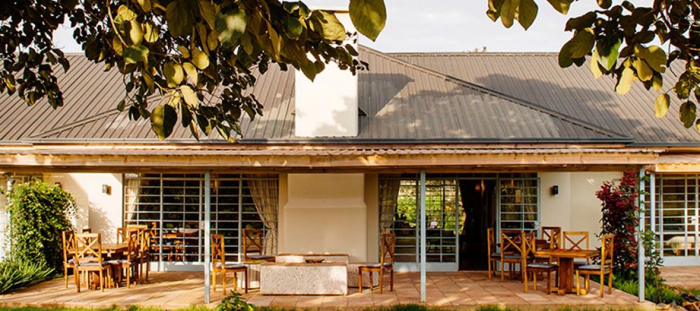 Katambuga House Veranda - Image 3