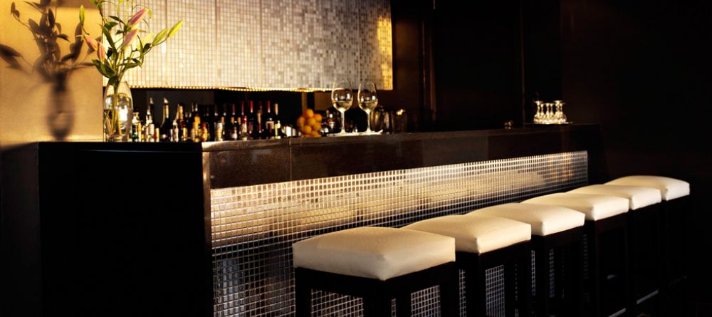 The bar at O on Kloof, Cape Town, South Africa - Image 8