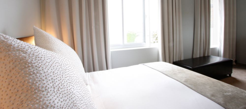A guestroom at O on Kloof, Cape Town, South Africa - Image 11