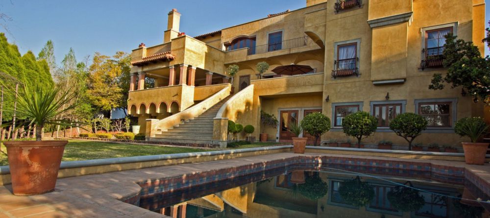 Castello di Monte  - pool views - Image 1