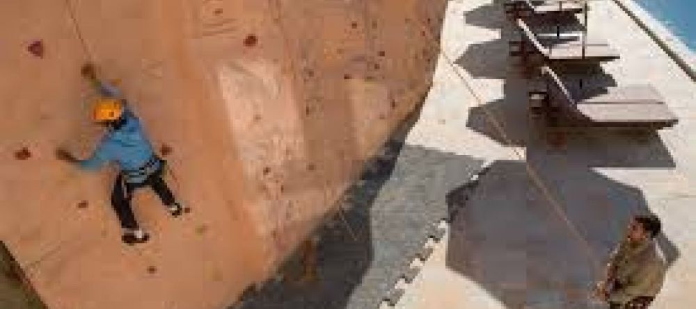 rock climbing - Image 5