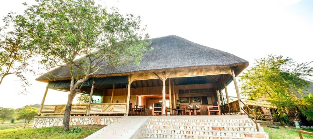 Twiga Safari Lodge Exterior - Image 3