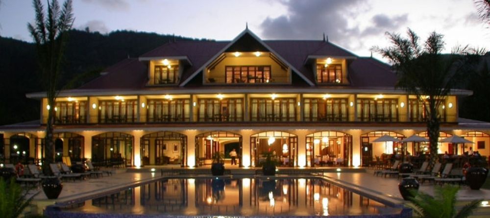 The Wharf Hotel and Marina exterior - Image 1