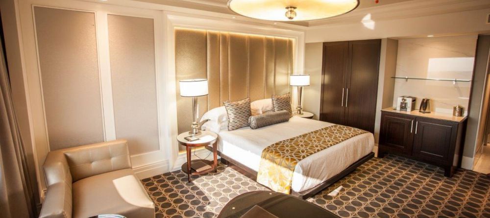 Sandton Sun Hotel - Image 3