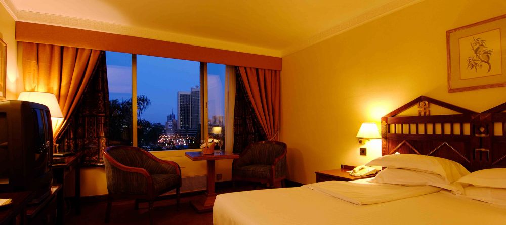 Standard guestroom- Nairobi Serena Hotel, Nairobi, Kenya - Image 16