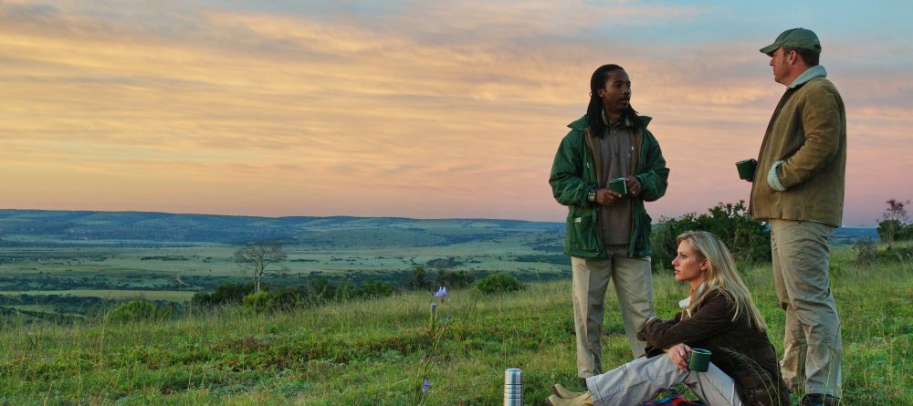 Sundowner at Shamwari Bayethe Tented Lodge, Shamwari Game Reserve, South Africa - Image 4