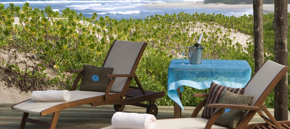 Thonga Beach Lodge - Beach Deck Close Up - Image 10