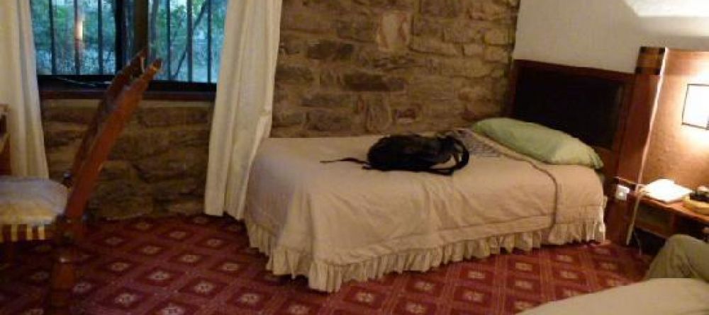 Yeha Hotel guest room - Image 2