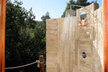 Outdoor private shower at Shamwari Bayethe Tented Lodge, Shamwari Game Reserve, South Africa