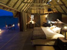 Doro Nawas Camp, Damaraland, Namibia Â© Dana Allen