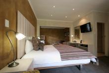 Executive Suite 1B at the African Rock Hotel