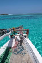 Flame Tree Cottages - Boat Turquoise Waters - Large